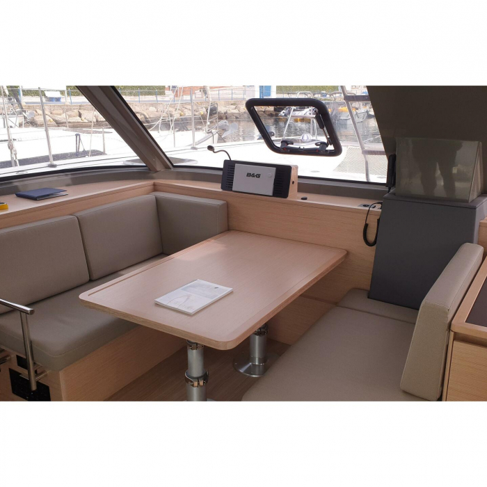 Lullaby | Nautitech 40 Open photo 9