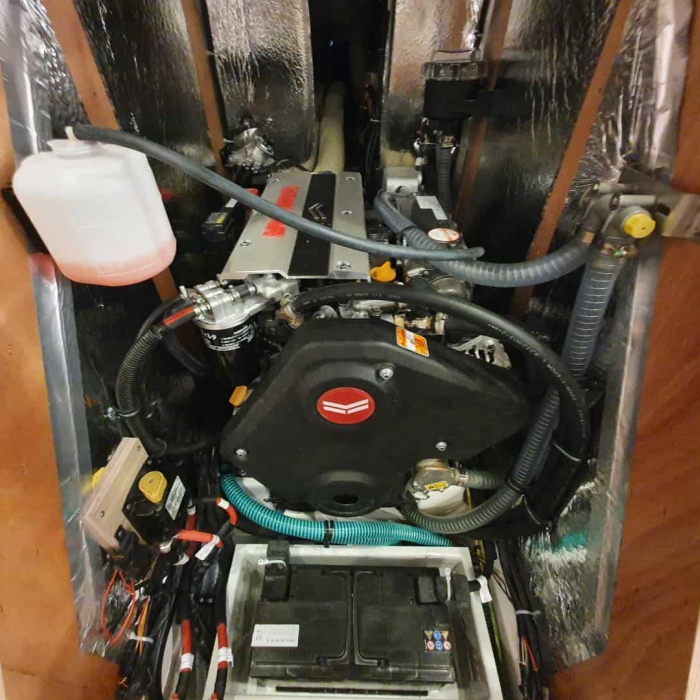 Ermis | Bavaria C42 photo 17