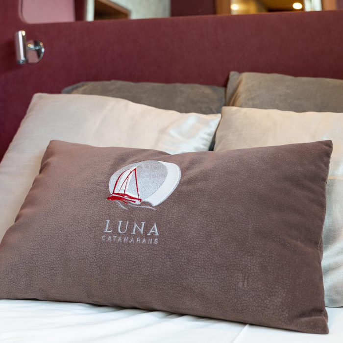 Blue | Luna 49 photo 33