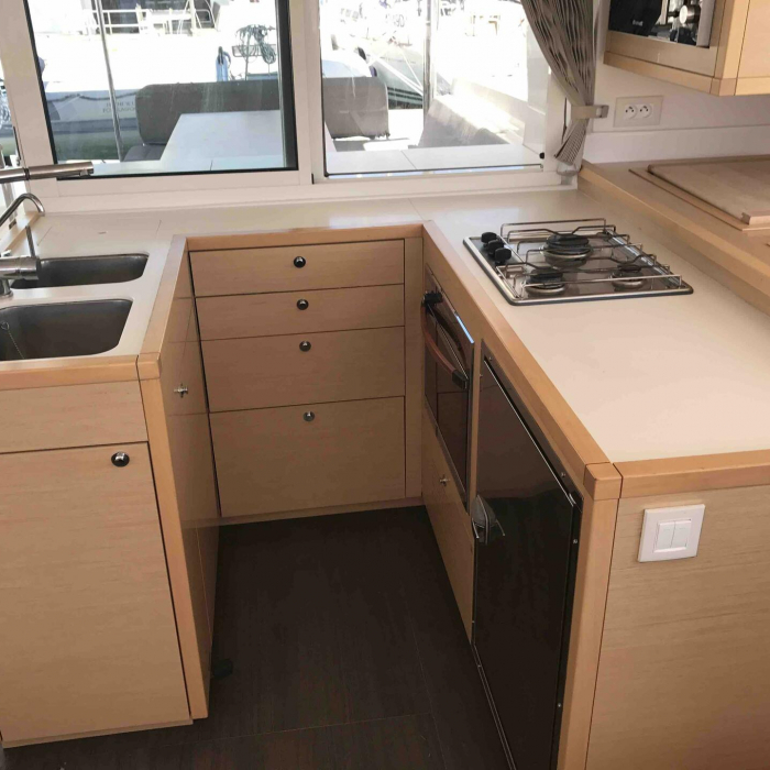 Dugongo | Lagoon 450F photo 5