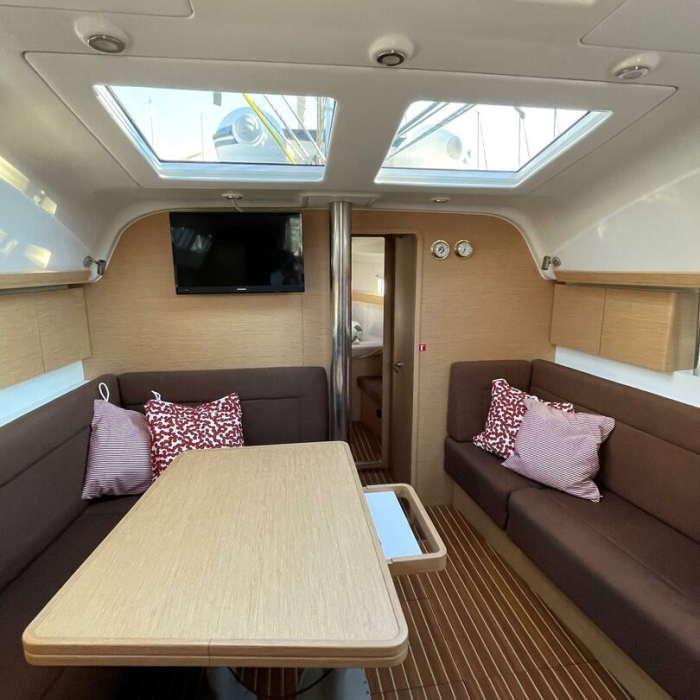 Skyfall | Elan 45 Impression photo 1