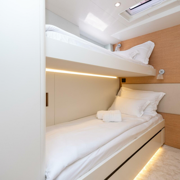 Bubbles | CNB 76 photo 27