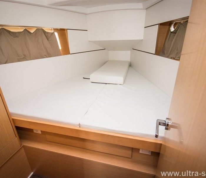 Gaston | Oceanis 35 photo 1