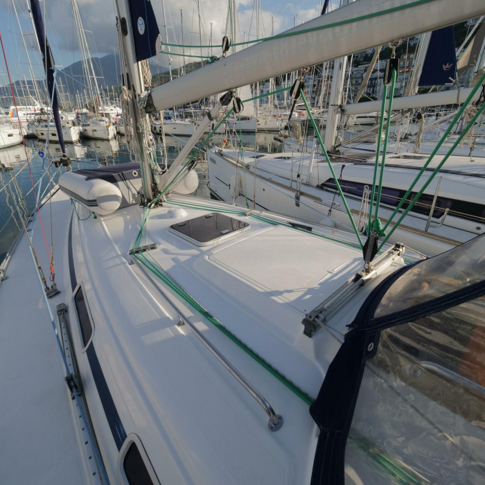 Altair | Bavaria 36 photo 5