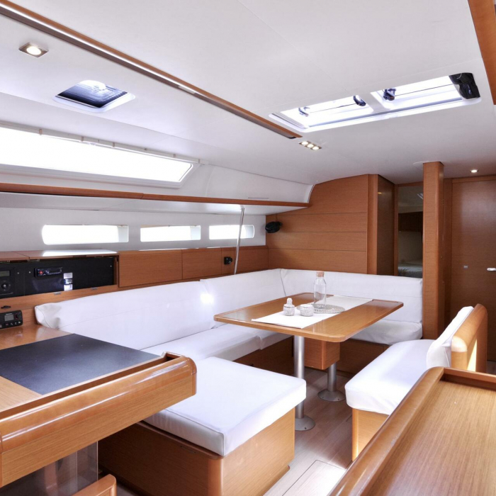 Bianca | Sun Odyssey 519 photo 10