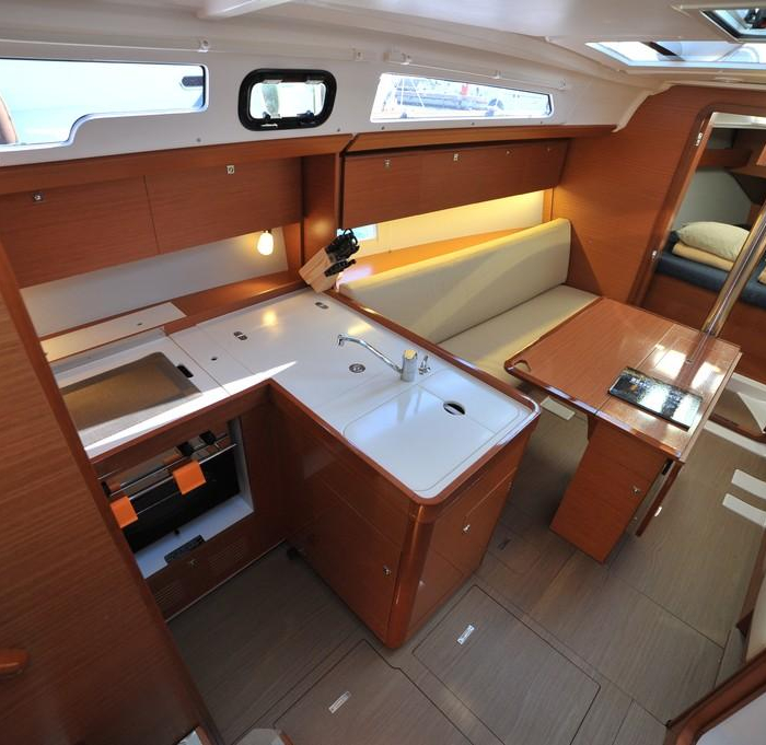 Karibu | Dufour 360 GL photo 18