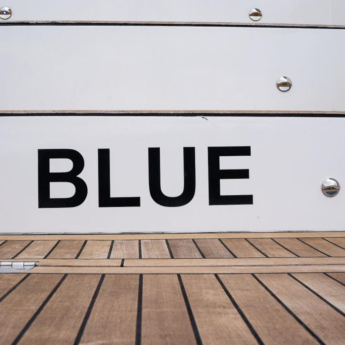 Blue | Luna 49 photo 9