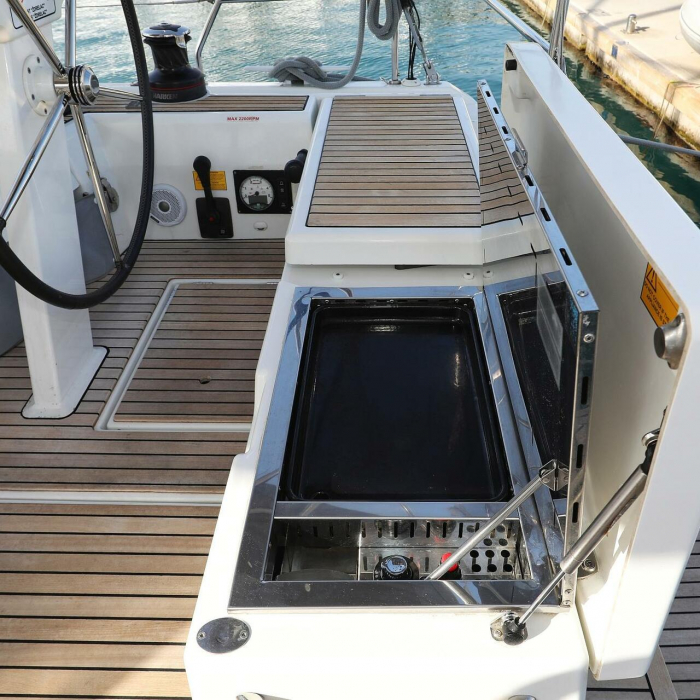 Lambda | Oceanis 46.1 photo 19