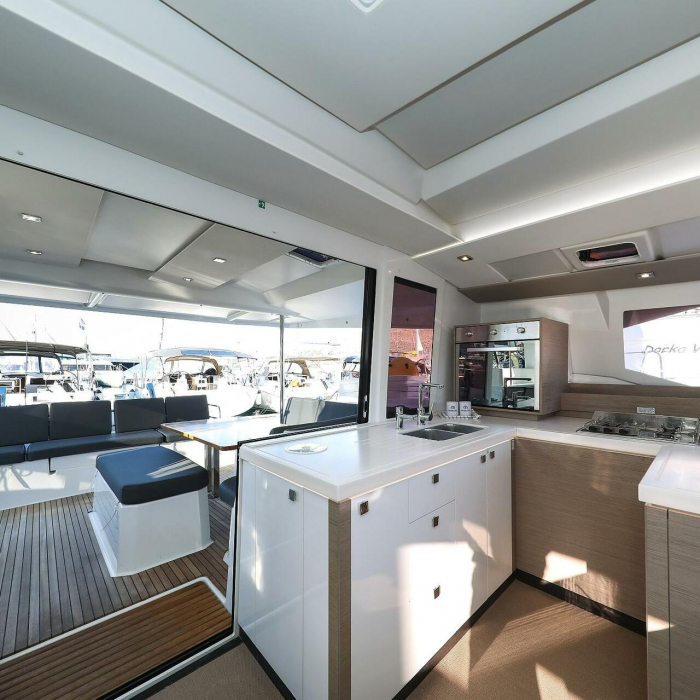 Macho | Fountaine Pajot Astrea 42 Quatuor photo 47