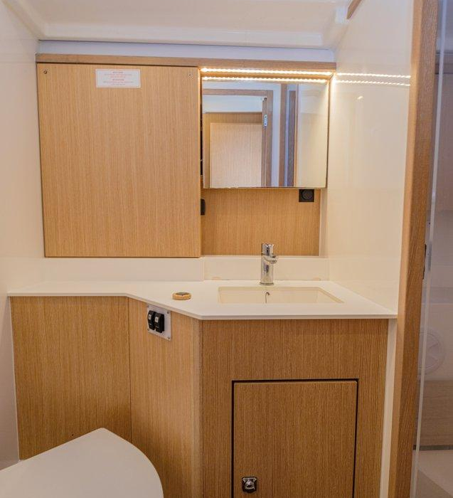 Ghost | Bavaria C57 photo 4