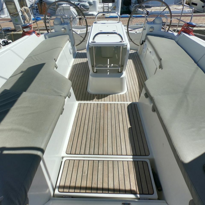 Anita | Jeanneau 53 photo 7