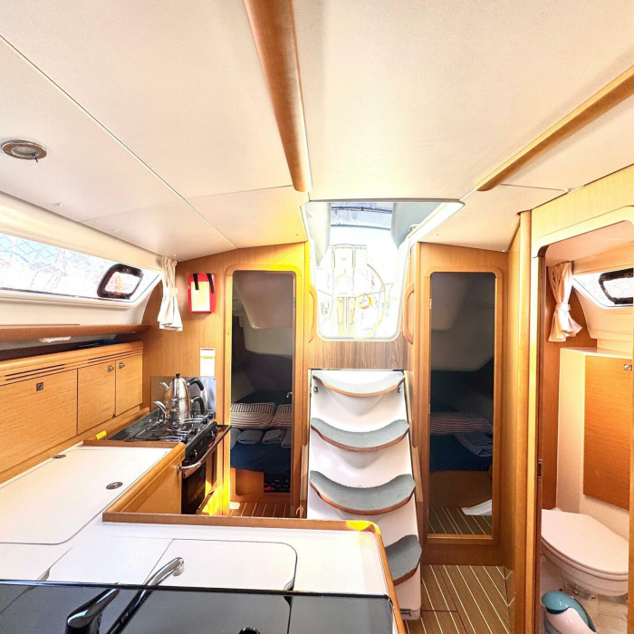 Che | Sun Odyssey 36i photo 8