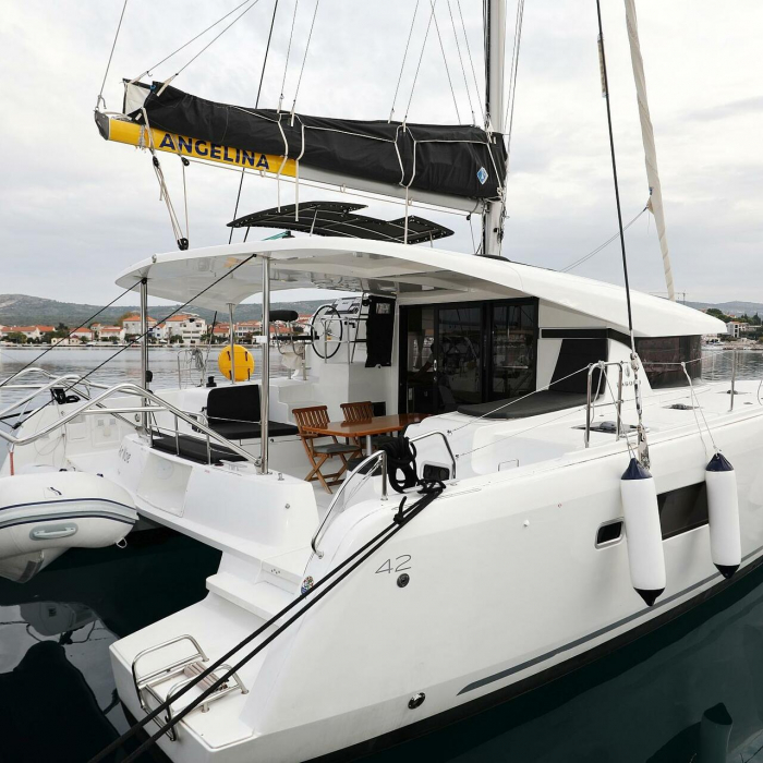 Air Wave | Lagoon 42 photo 1