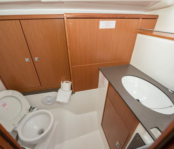 Rea | Bavaria Cruiser 37 photo 34