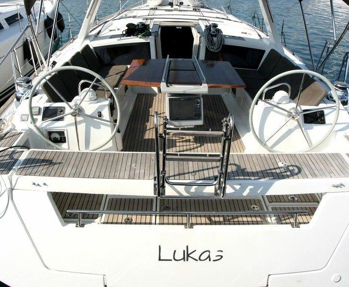 Lukas | Oceanis 48 photo 10