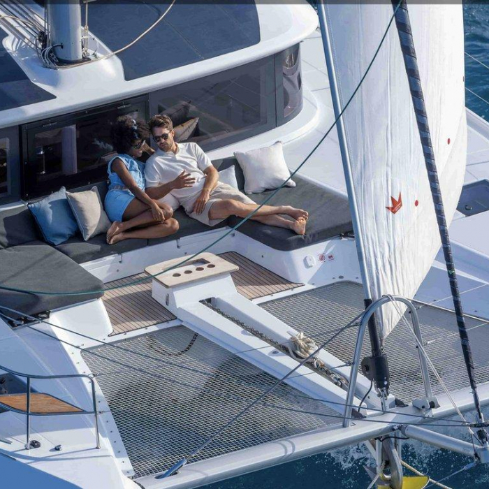 Arctic Dream | Lagoon 51 photo 5