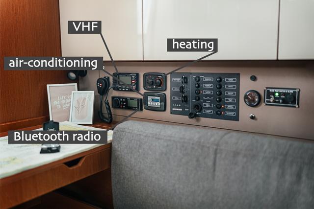 Happy | Oceanis 38 photo 30