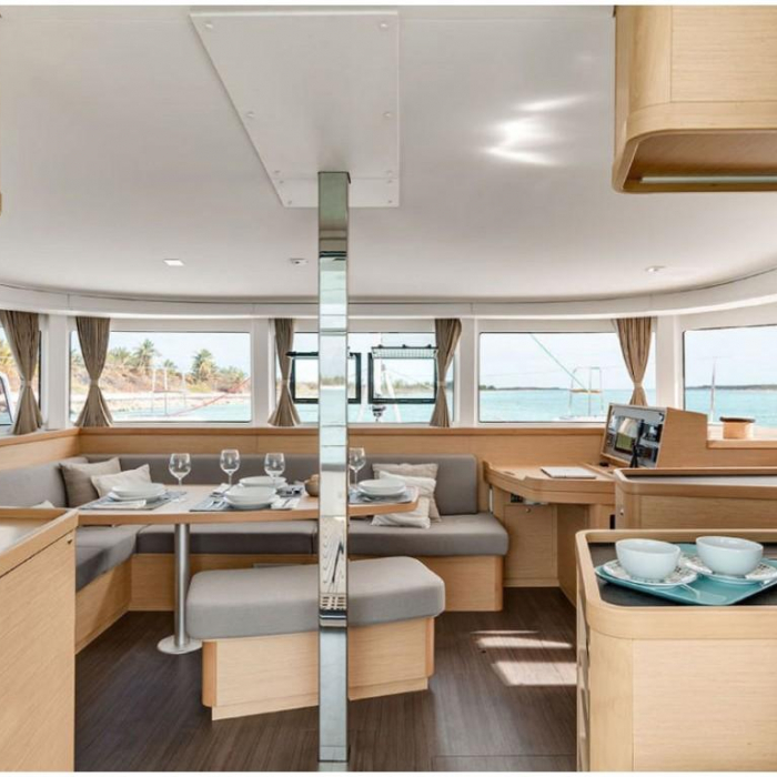 Tato | Lagoon 42 photo 5