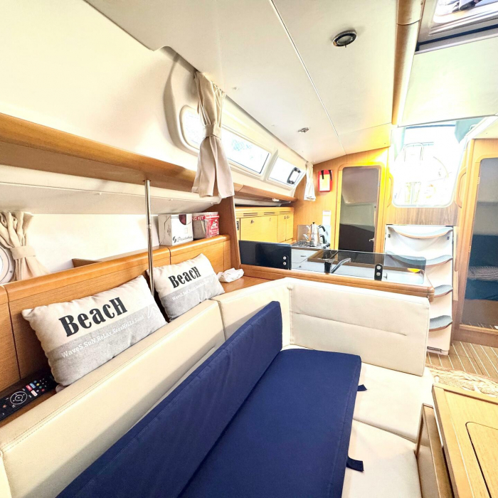 Che | Sun Odyssey 36i photo 7