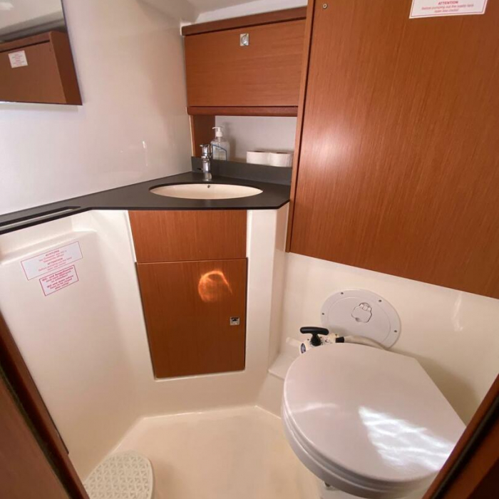 Protein | Bavaria Cruiser 46 photo 6