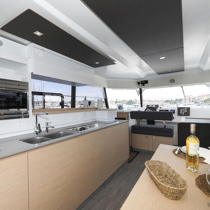 Anrik | Fountaine Pajot MY 37 photo 37