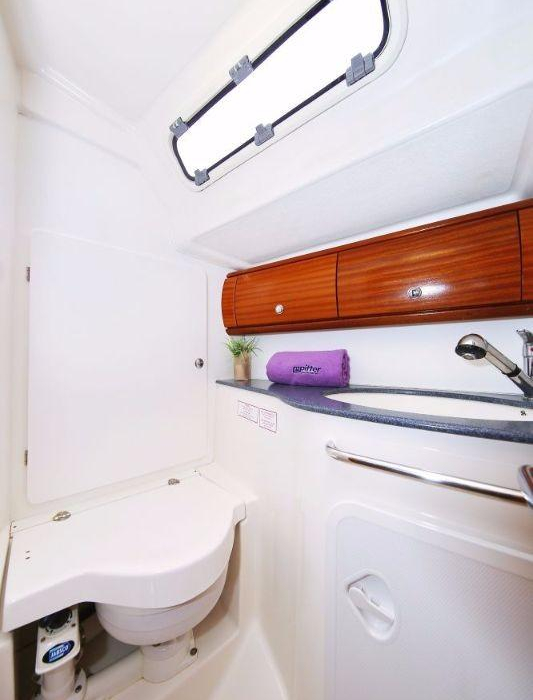 Scorpion | Bavaria 44 photo 27