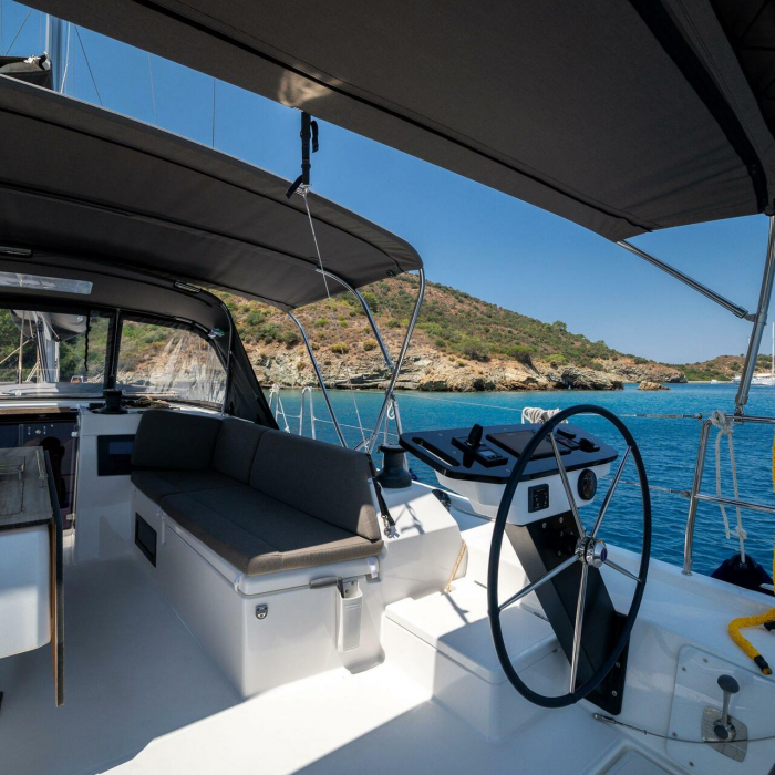 Gusto 7 | Dufour 470 photo 13