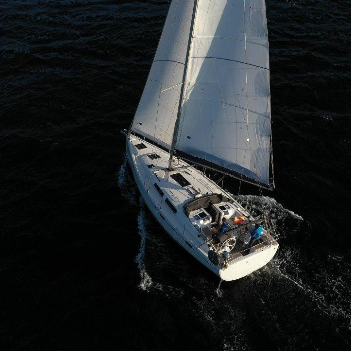Kraken | Hanse 415 photo 7