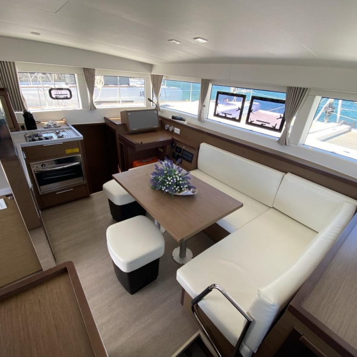 Aquila (WM, Inverter) | Lagoon 40 photo 13