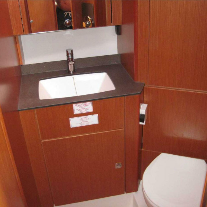 Economy | Bavaria Cruiser 41 photo 17