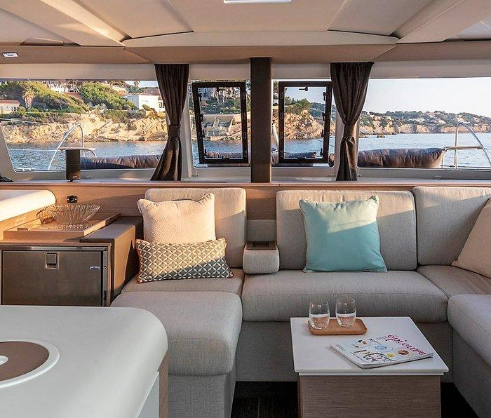 Almiriki | Fountaine Pajot Isla 40 photo 6