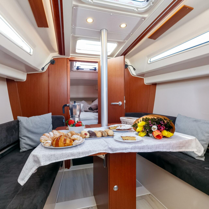 Nautilus | Hanse 315 photo 13