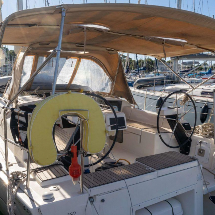 TITI LOLO III | Dufour 360 Liberty photo 4