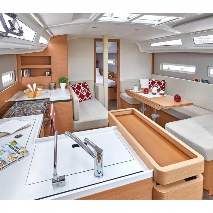 Sea Breeze | Sun Odyssey 410 photo 10