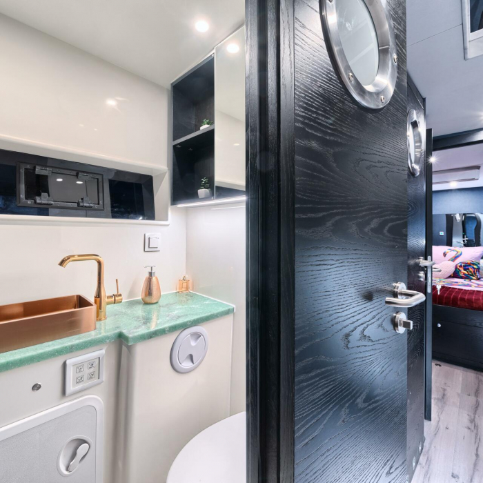 Katamaran | Luna 49 photo 36