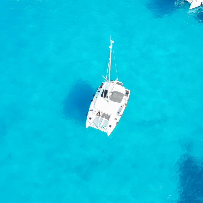 Dioni | Lagoon 42 photo 13