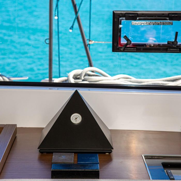 Magnum Opus | Lagoon 50 photo 35