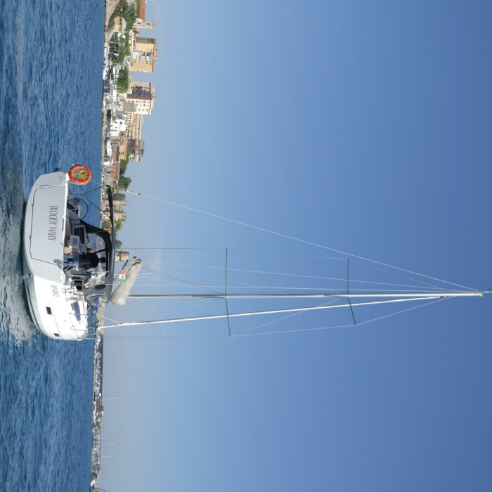 Bloody Mary | Dufour 430 photo 2