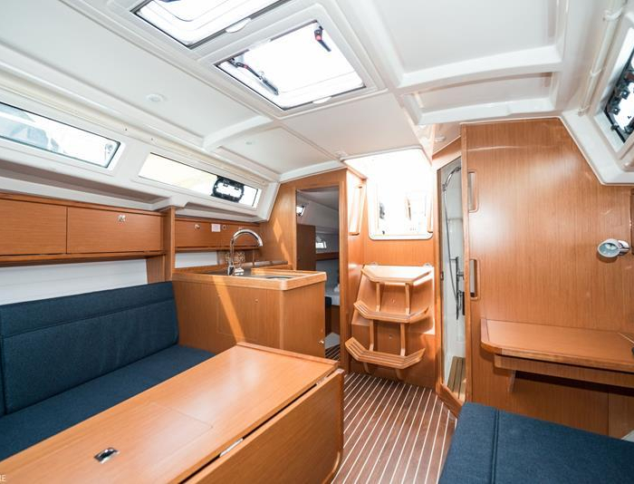 Lia | Bavaria Cruiser 34 photo 15