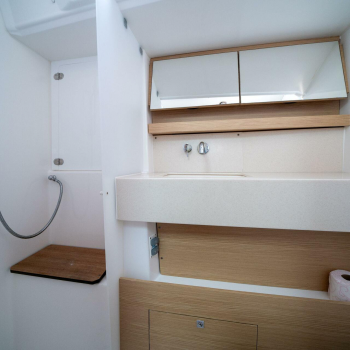 Pontika | Dufour 470 photo 16