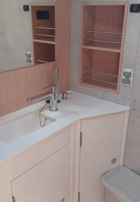 Playa Blanca | Bavaria C42 photo 9