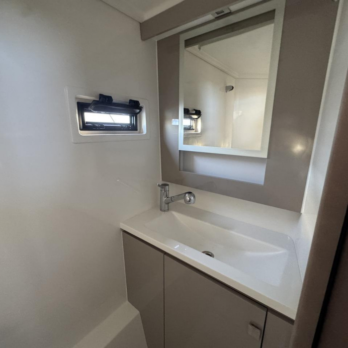 Blue Champagne | Fountaine Pajot MY4.S - Maestro photo 7