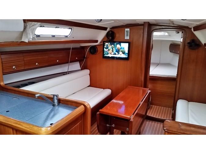 Ankereva | Bavaria 36 photo 8