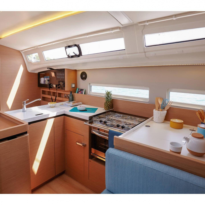 Sirius II | Sun Odyssey 410 photo 4