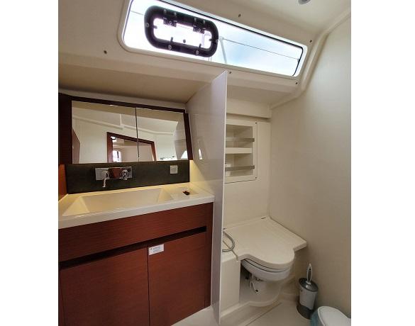 heNA | Hanse 418 photo 4