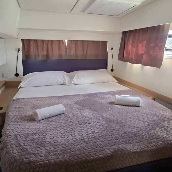 Ruinart | Fountaine Pajot Elba 45 photo 14