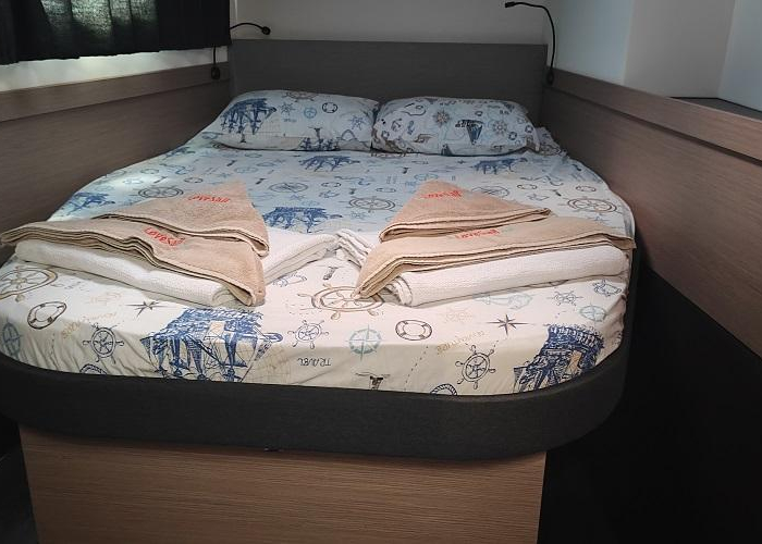 Reina | Astrea 42 photo 25