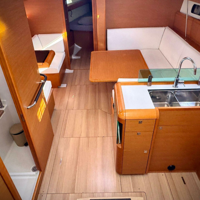 Foxy | Sun Odyssey 419 photo 6