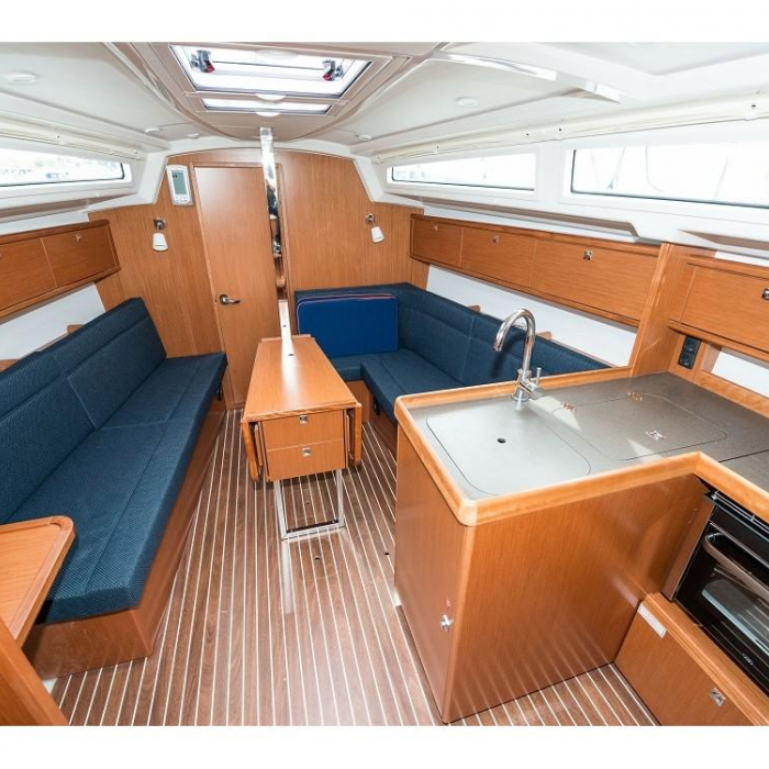 Aria | Bavaria Cruiser 34 photo 11