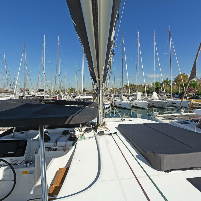 Eternity (ONLY SKIPPERED) | Lagoon 42 A/C & GEN photo 7